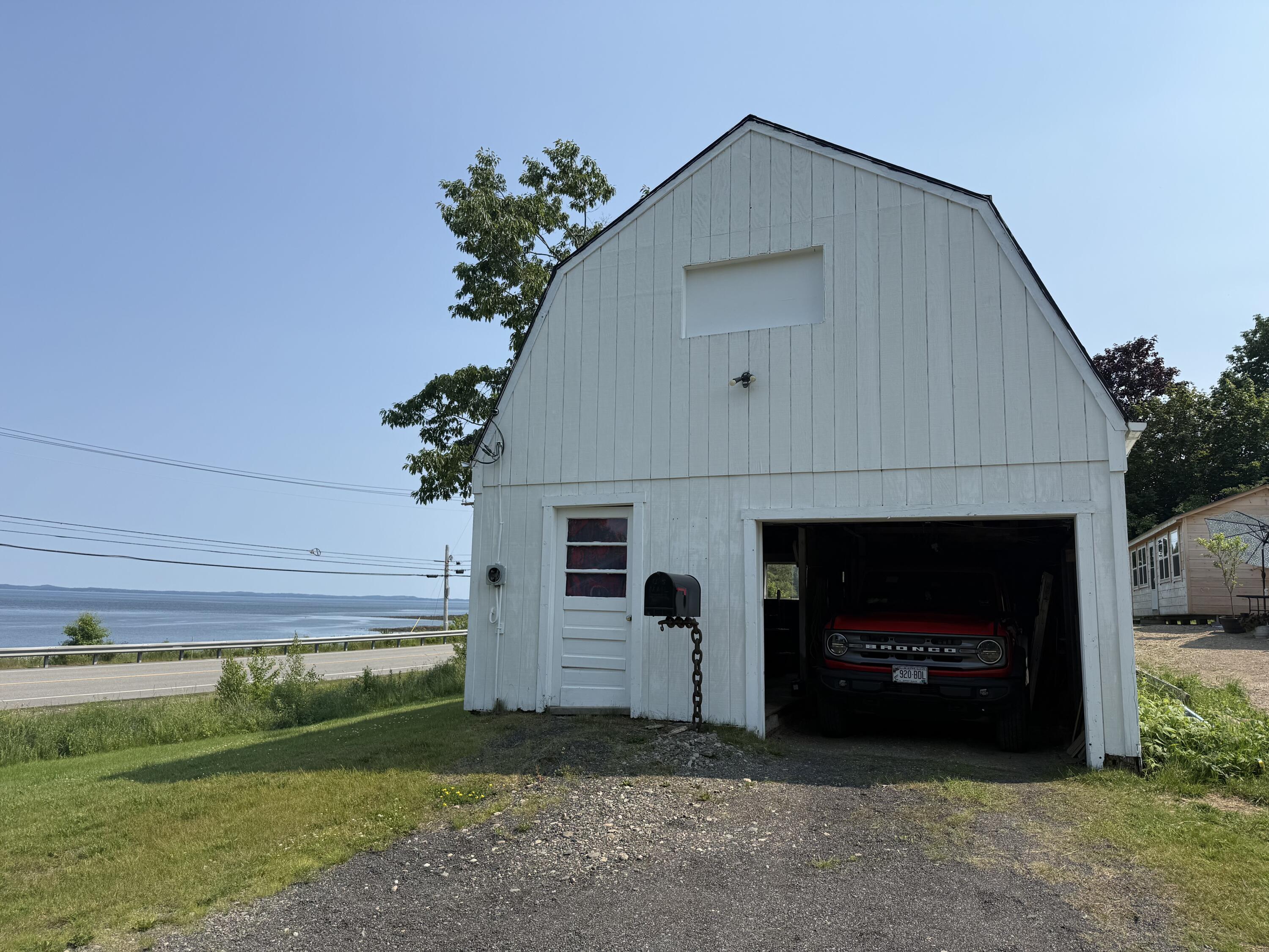 752 Highway 1 Robbinston, ME 04671 - Photo 22 of 29 IMG_2977