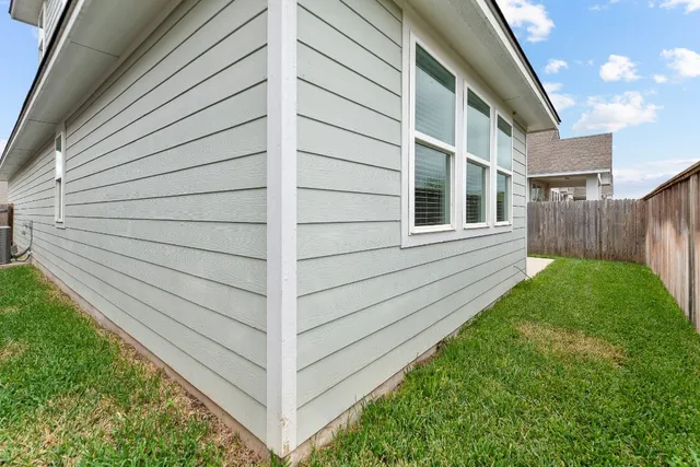 $1,995 | 213 Michaelis Drive, Leander, TX 78641