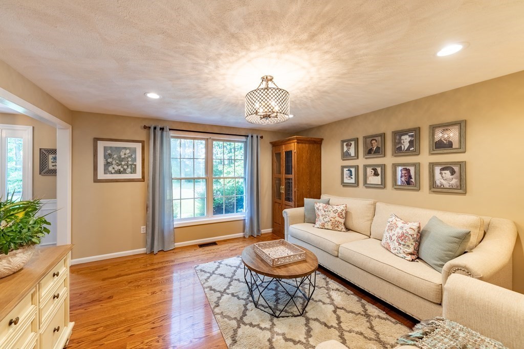 72 Robbs Hill Road Lunenburg, MA 01462 - Photo 11 of 42 Gallery Image 11