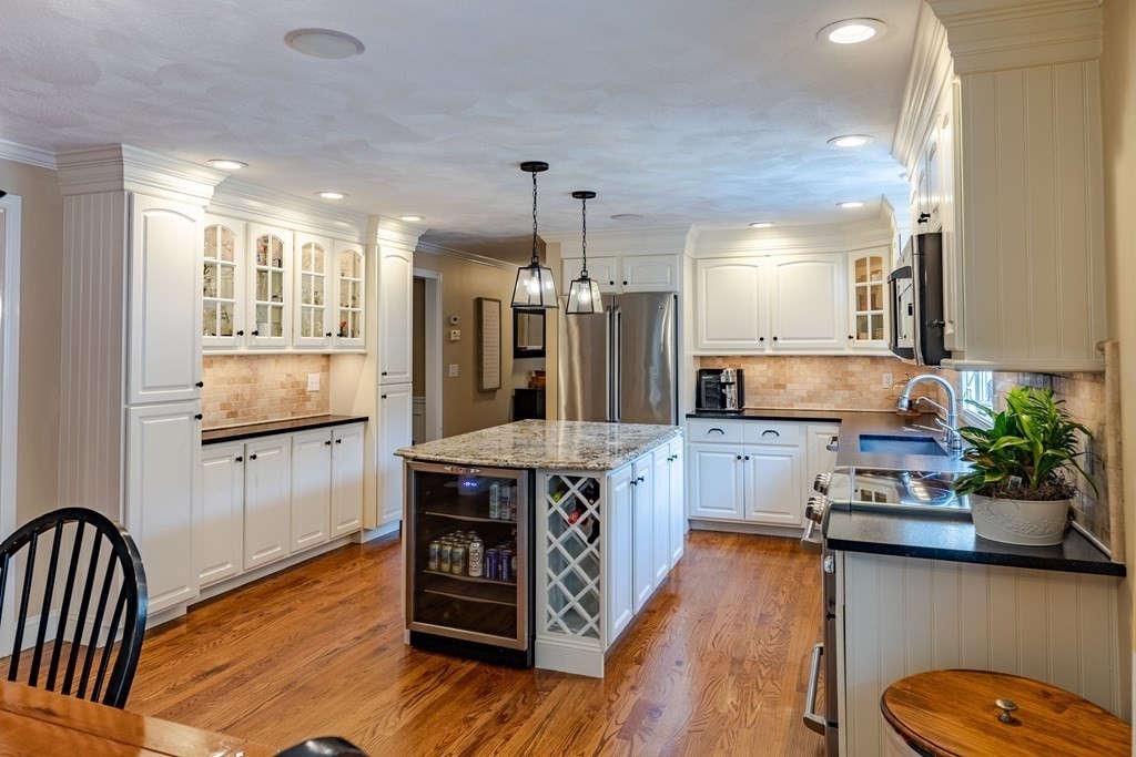 72 Robbs Hill Road Lunenburg, MA 01462 - Photo 18 of 42 Gallery Image 18