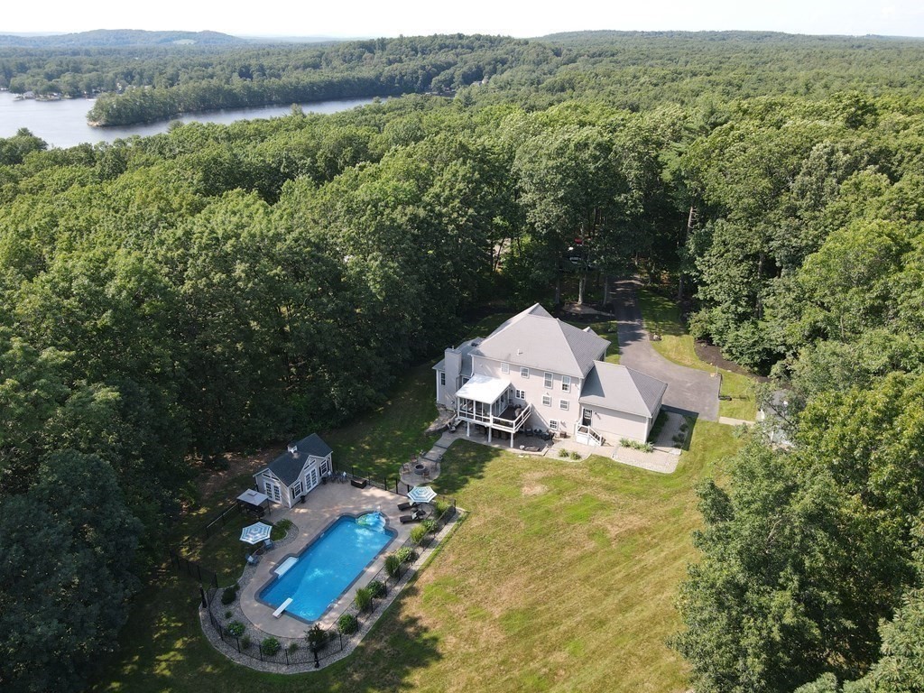 72 Robbs Hill Road Lunenburg, MA 01462 - Photo 8 of 42 Gallery Image 8