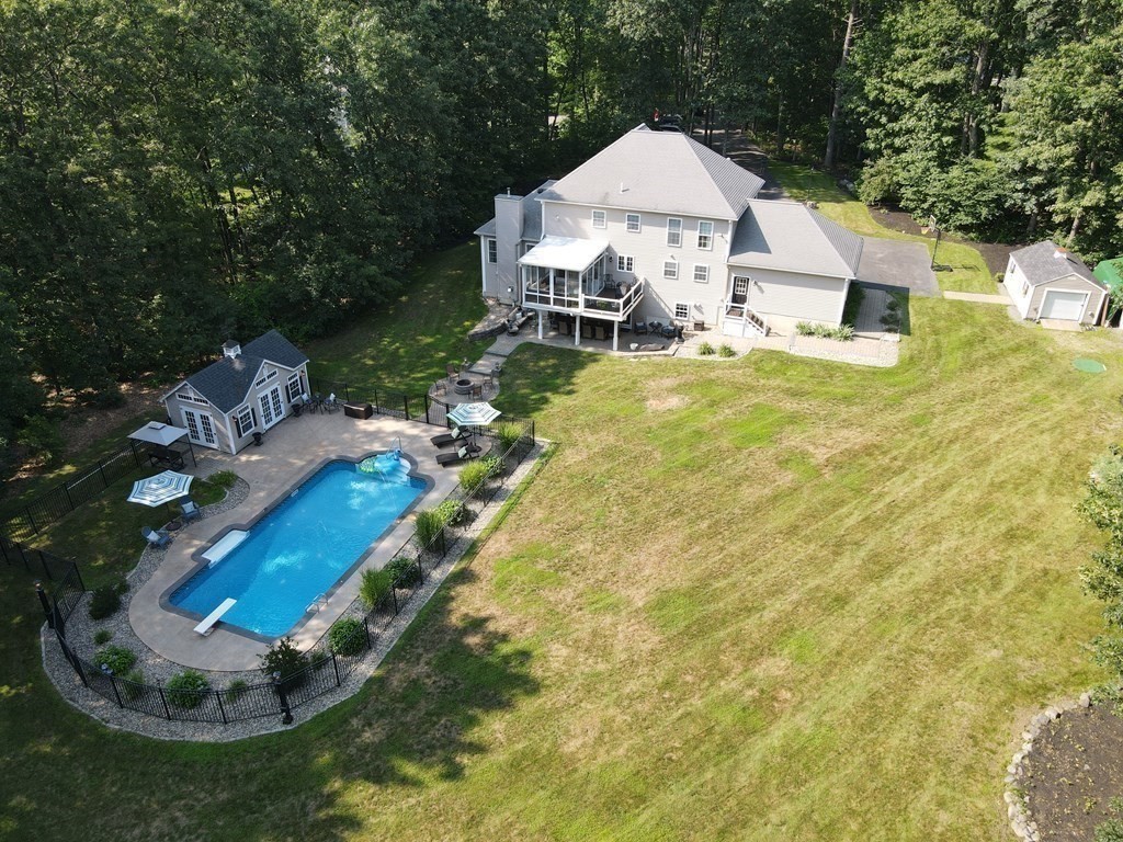 72 Robbs Hill Road Lunenburg, MA 01462 - Photo 9 of 42 Gallery Image 9