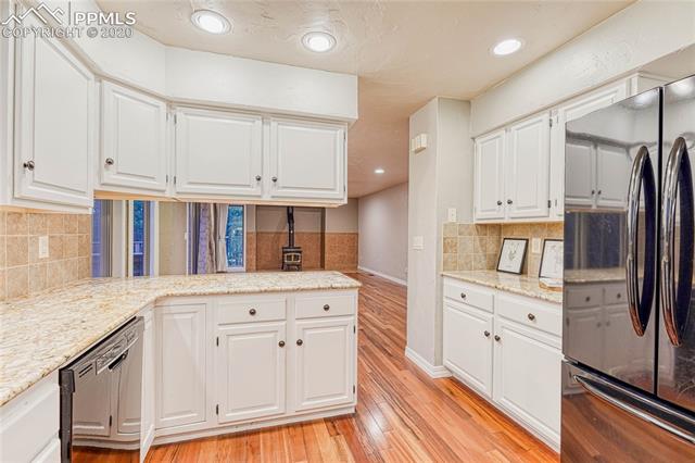 11015 Hungate Road Colorado Springs, CO 80908 - Photo 10 of 47