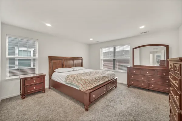 $475,000 | 60 Grey Wolf Drive, Wheeling, IL 60090