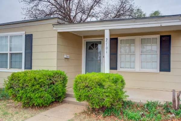 $1,350 | 2701 36th Street, Lubbock, TX 79413