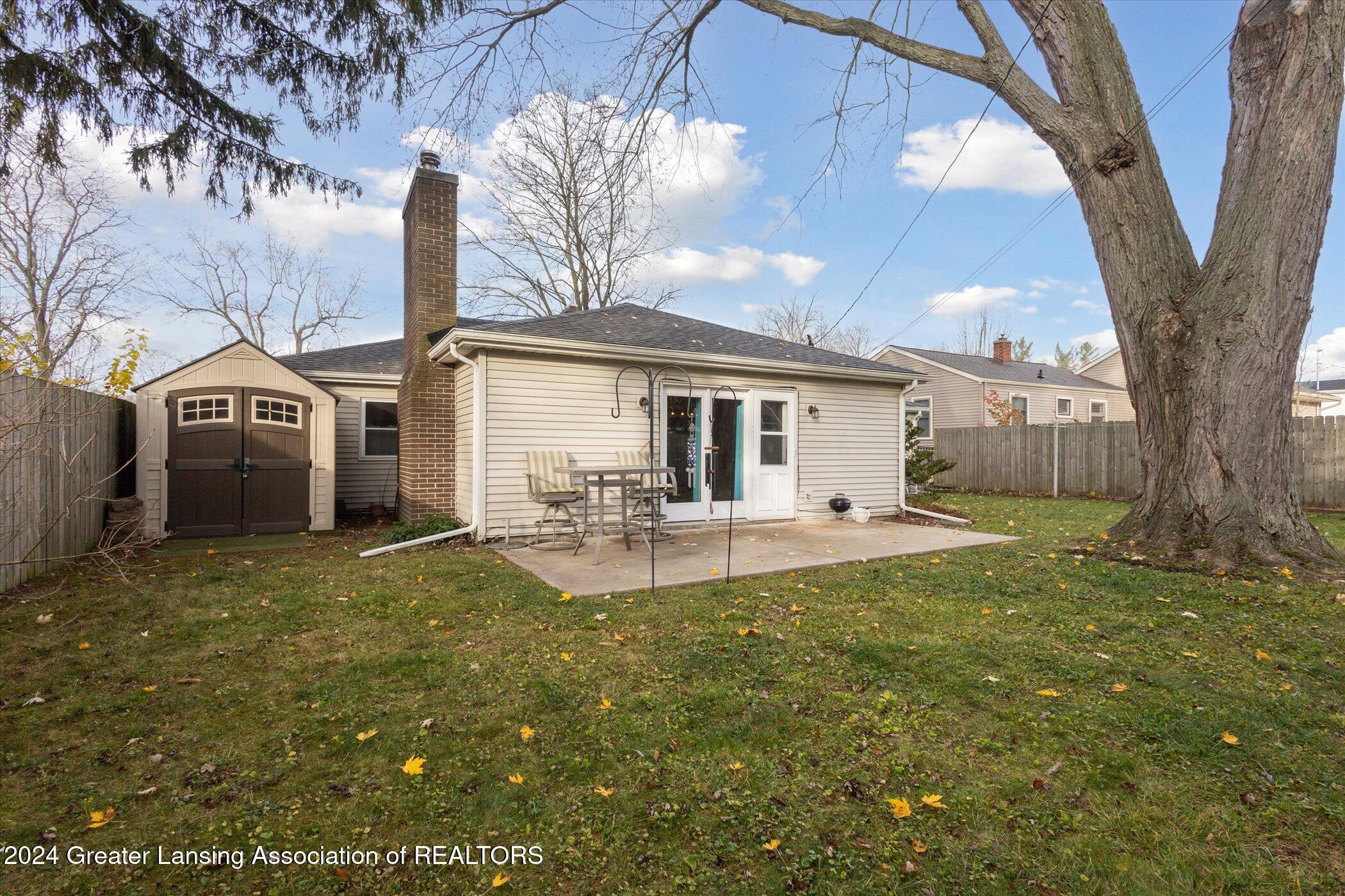 2510 Westbury Road Lansing, MI 48906 - Photo 34 of 39 1000013061