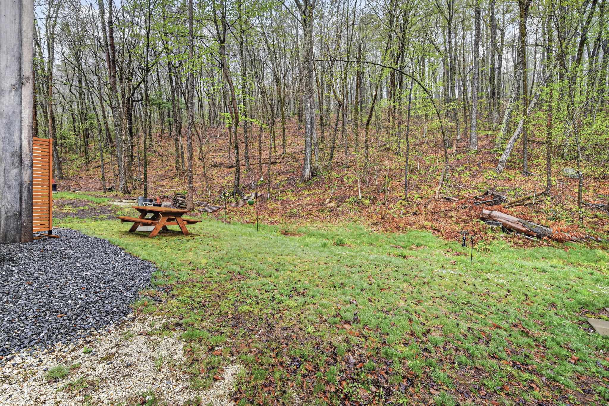 224 Tucker Road Grafton, NH 03240 - Photo 22 of 37