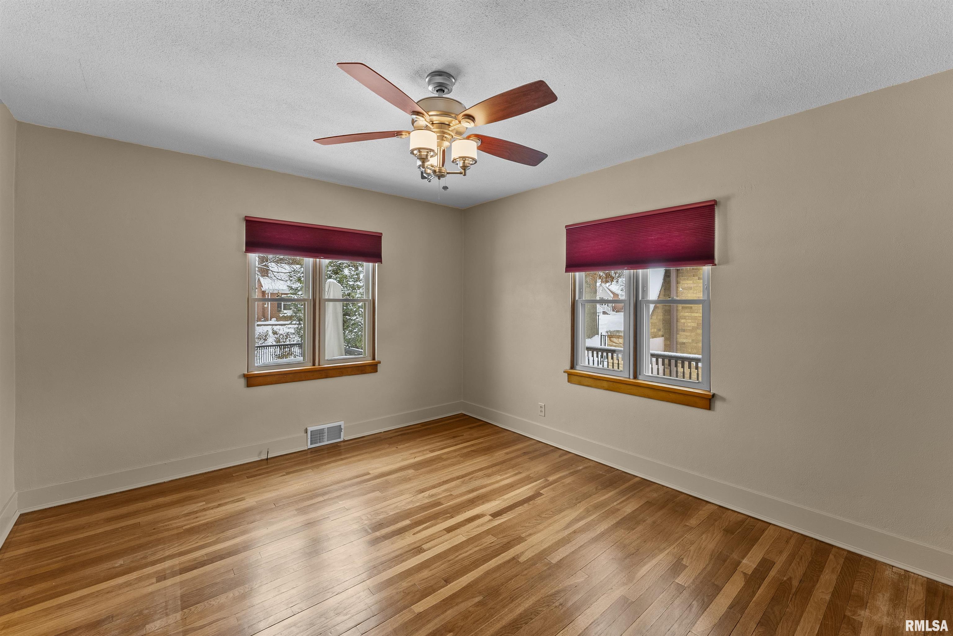 2434 29th Street Moline, IL 61265 - Photo 14 of 38