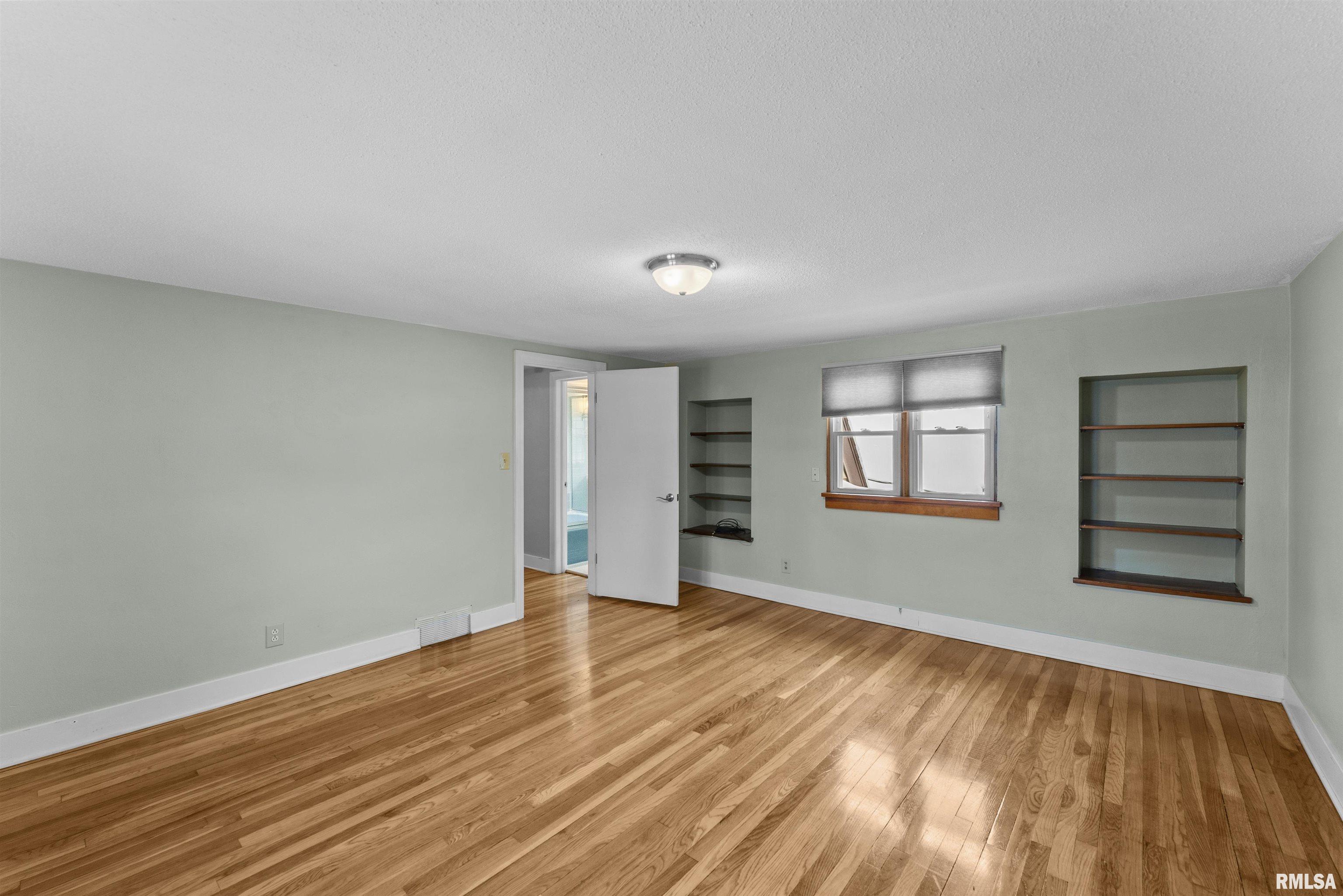 2434 29th Street Moline, IL 61265 - Photo 22 of 38