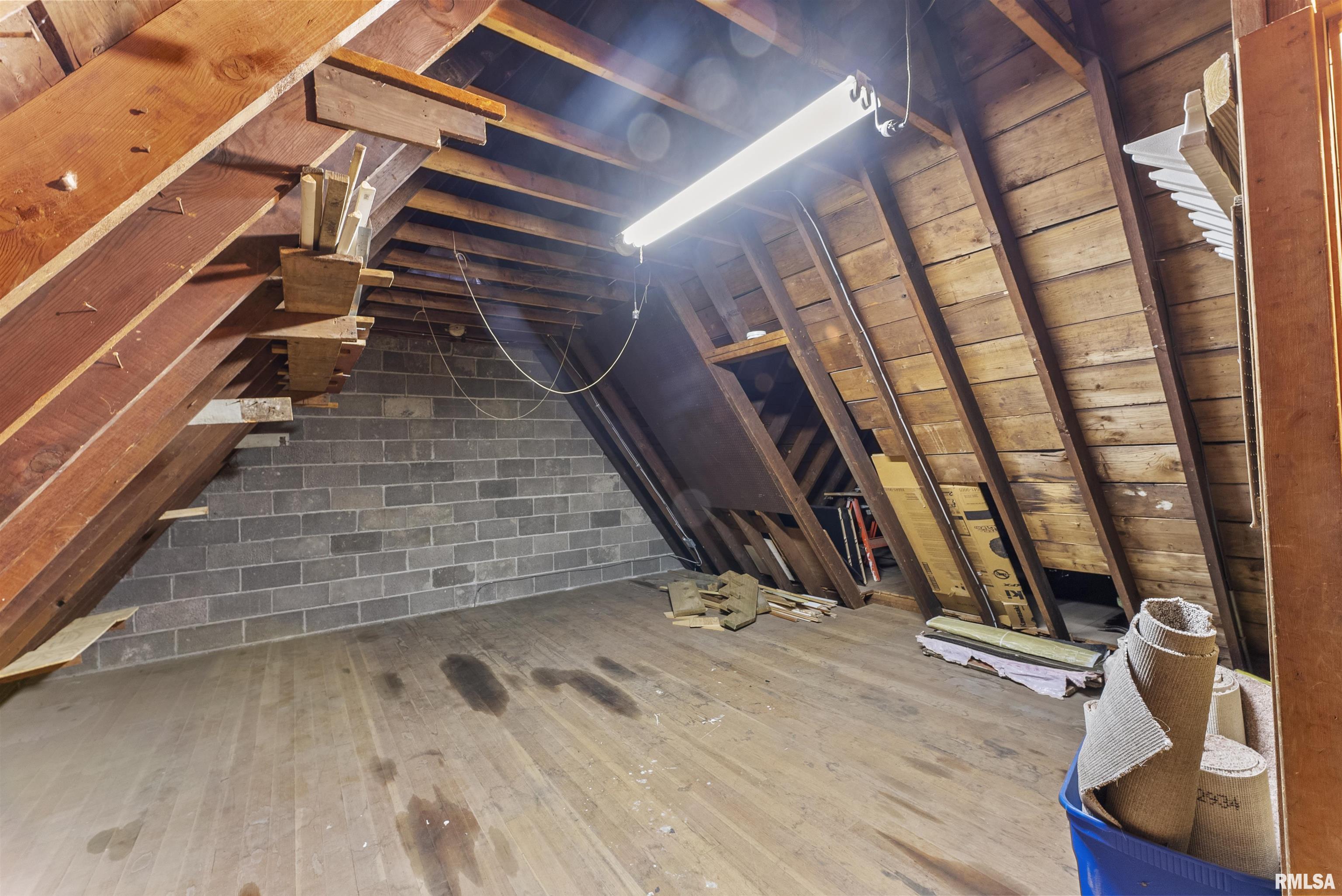 2434 29th Street Moline, IL 61265 - Photo 32 of 38