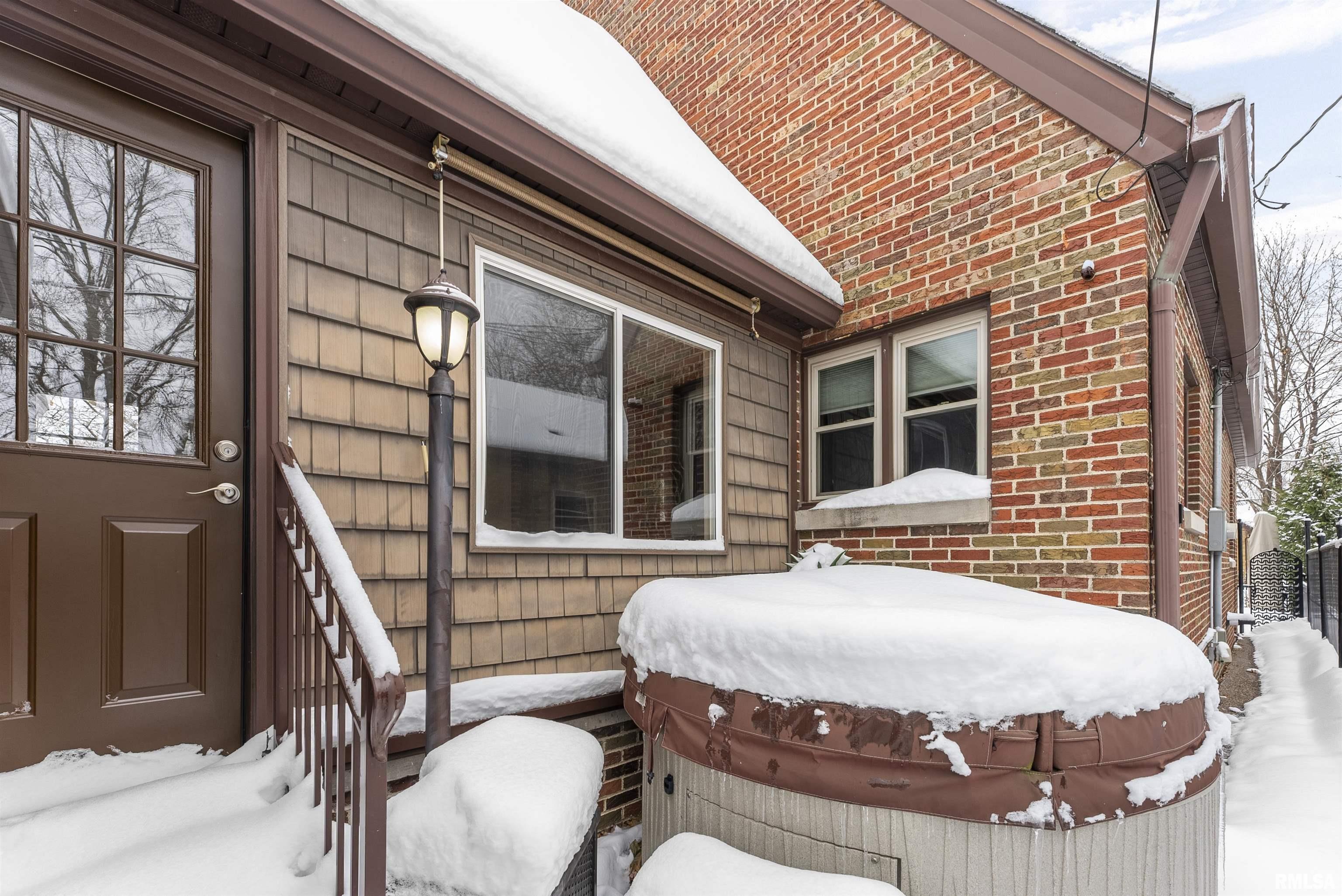 2434 29th Street Moline, IL 61265 - Photo 33 of 38