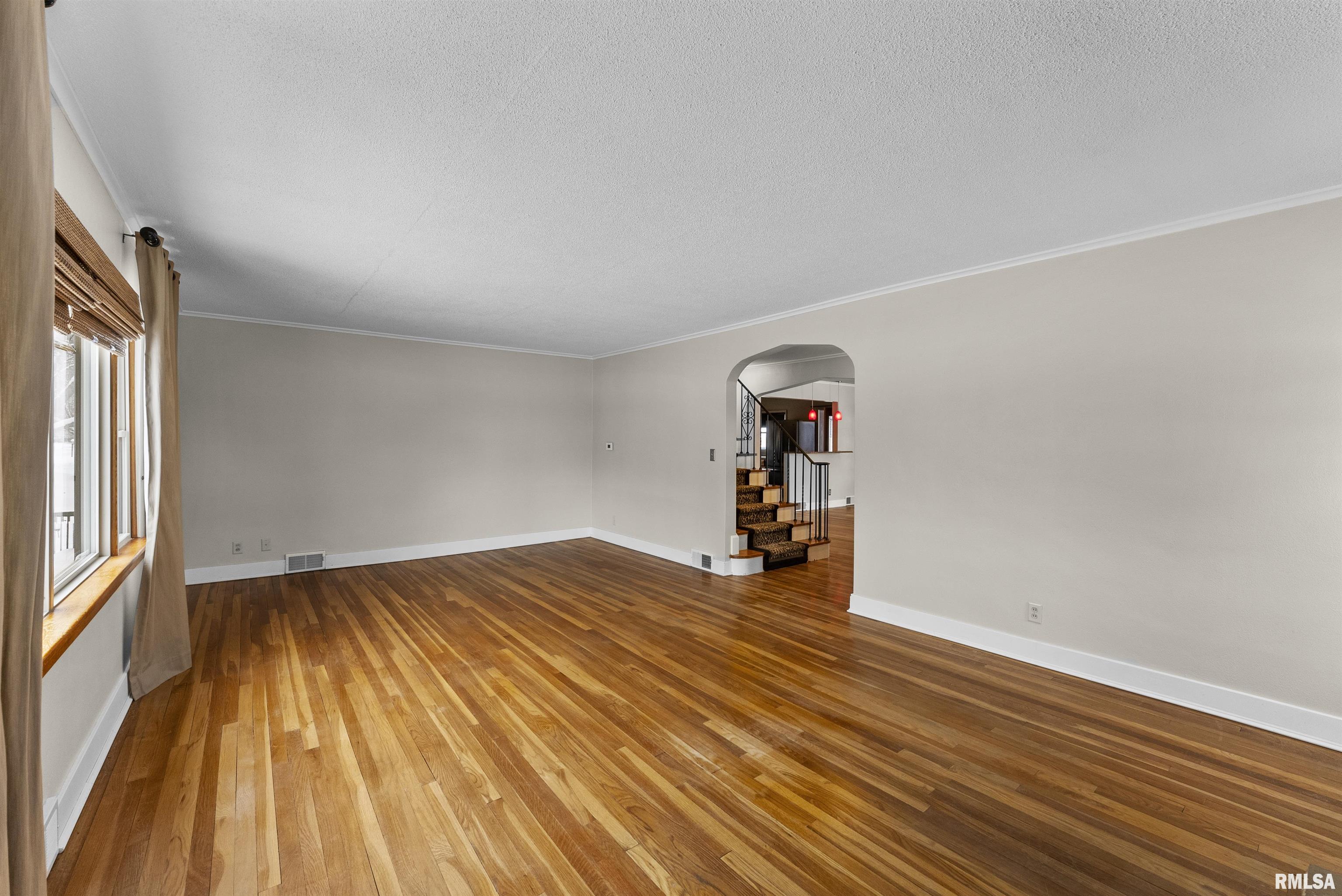 2434 29th Street Moline, IL 61265 - Photo 7 of 38