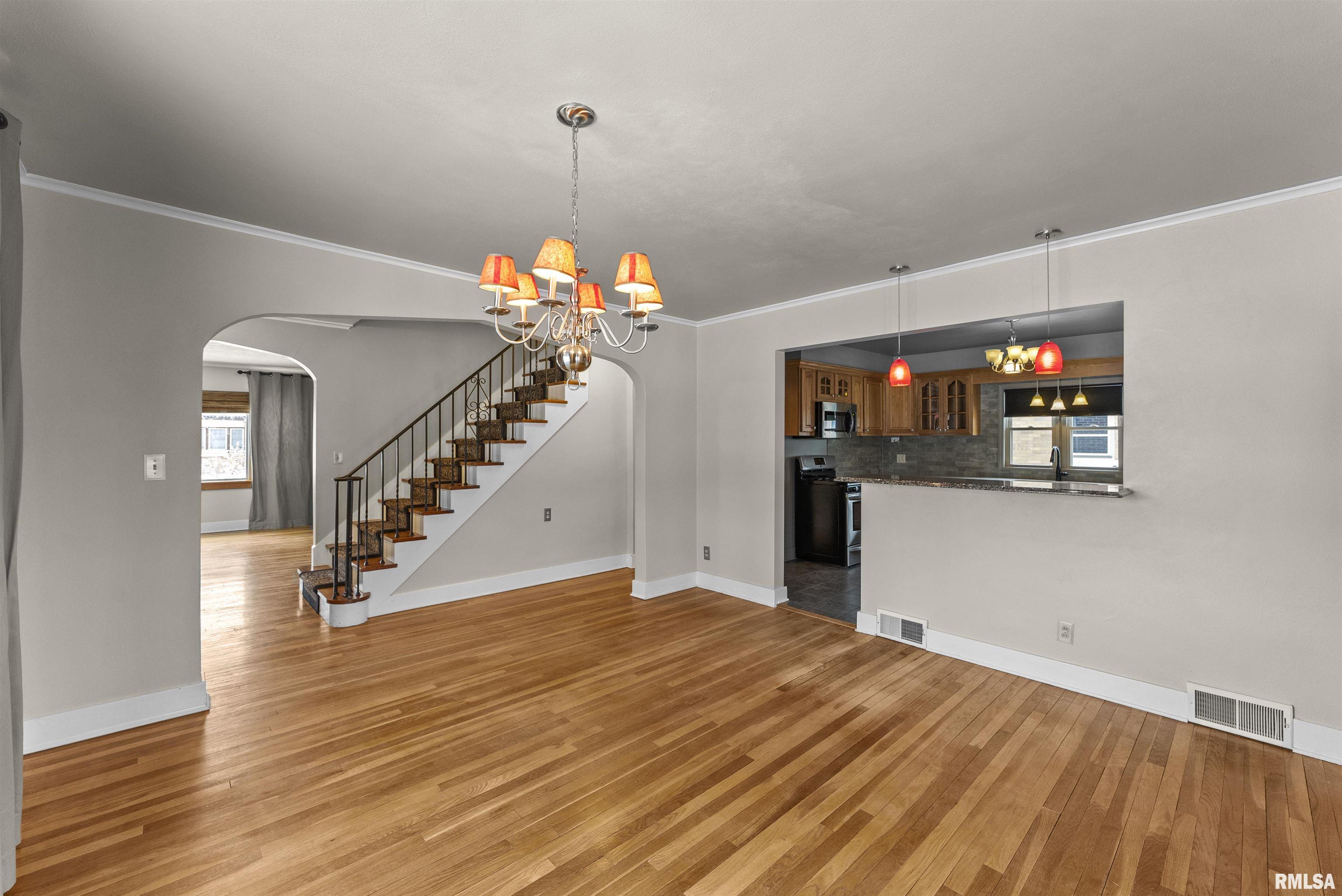 2434 29th Street Moline, IL 61265 - Photo 10 of 38