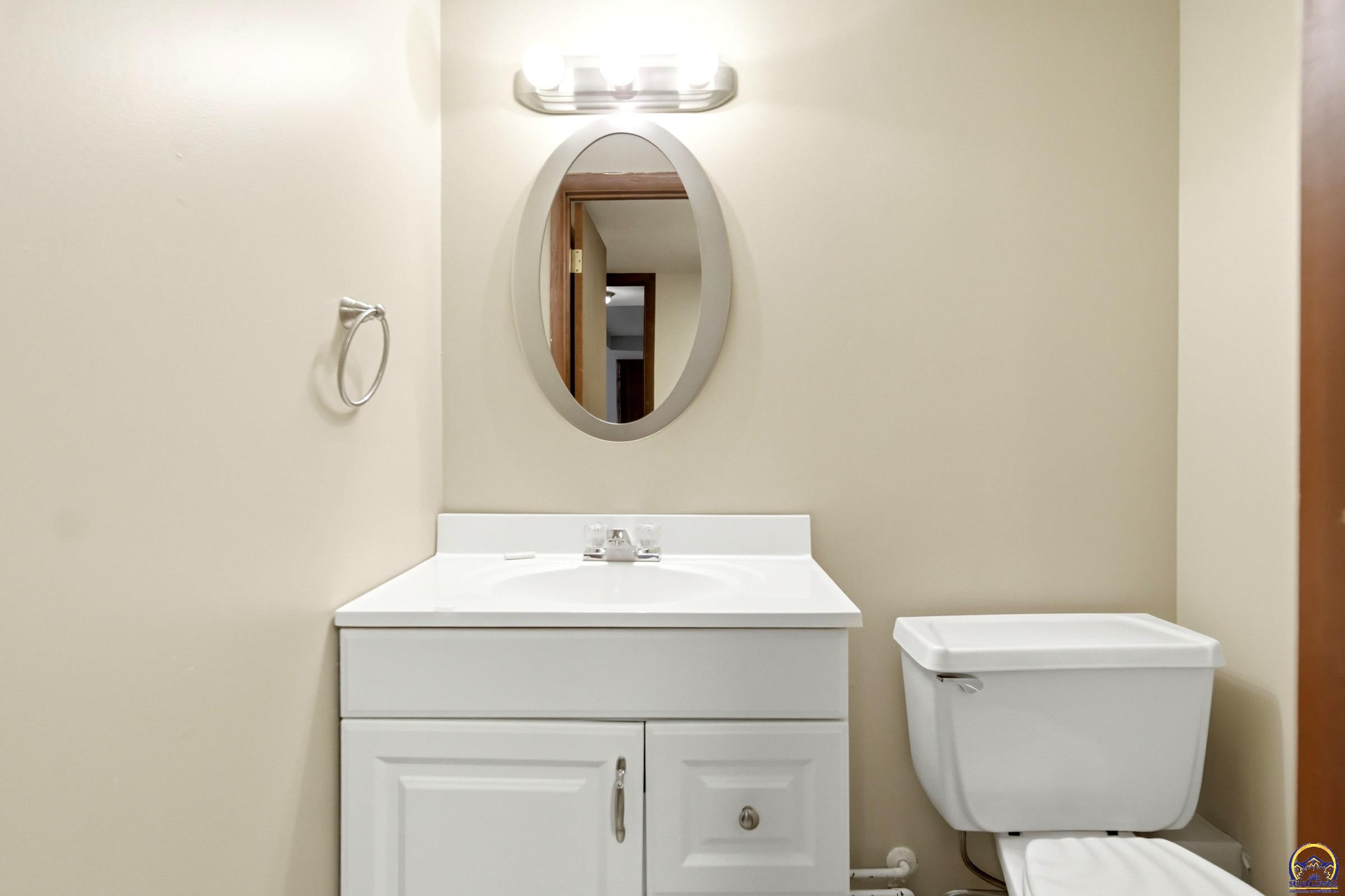 3315 Southwest 15th Street Topeka, KS 66604 - Photo 24 of 34