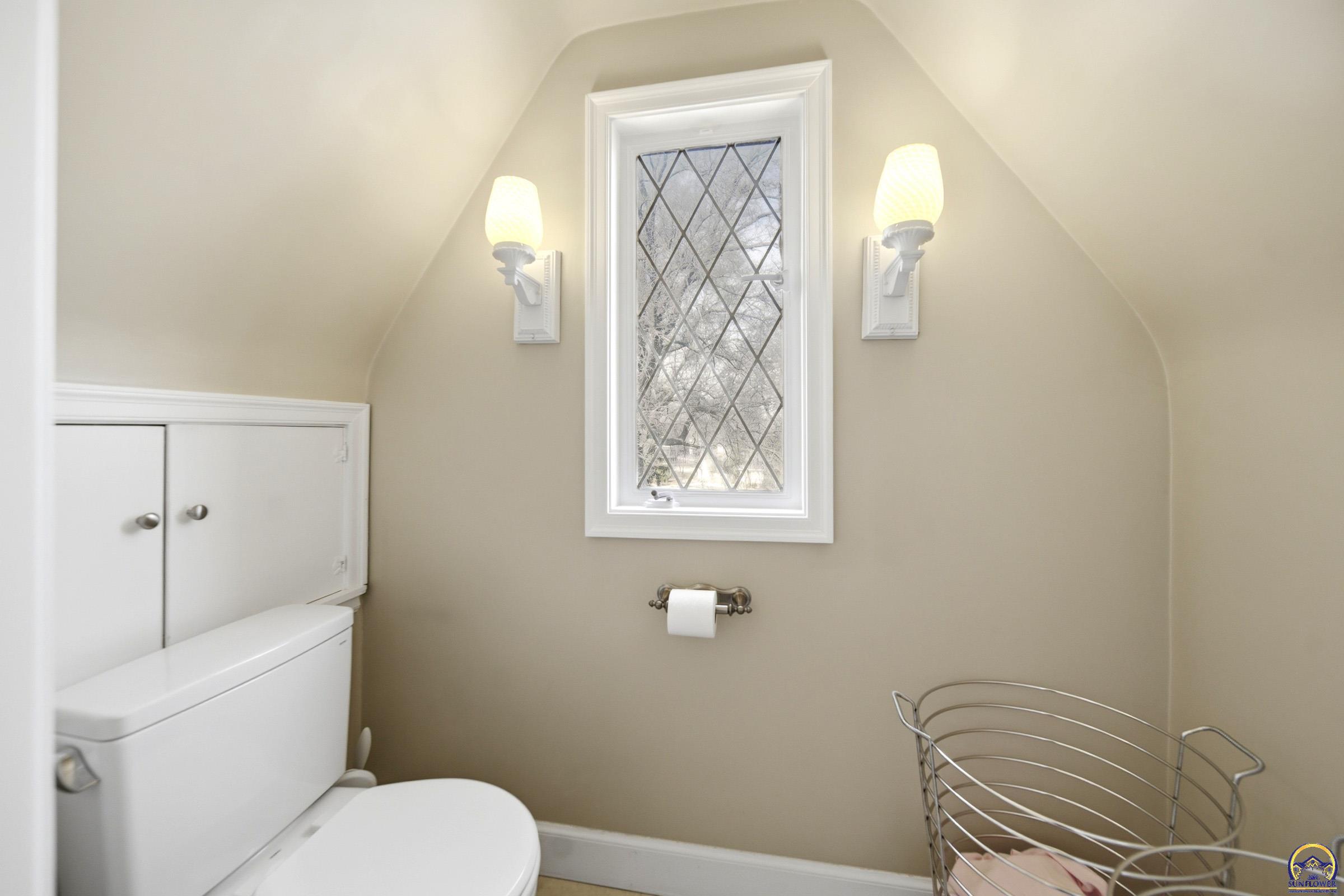 3315 Southwest 15th Street Topeka, KS 66604 - Photo 25 of 34