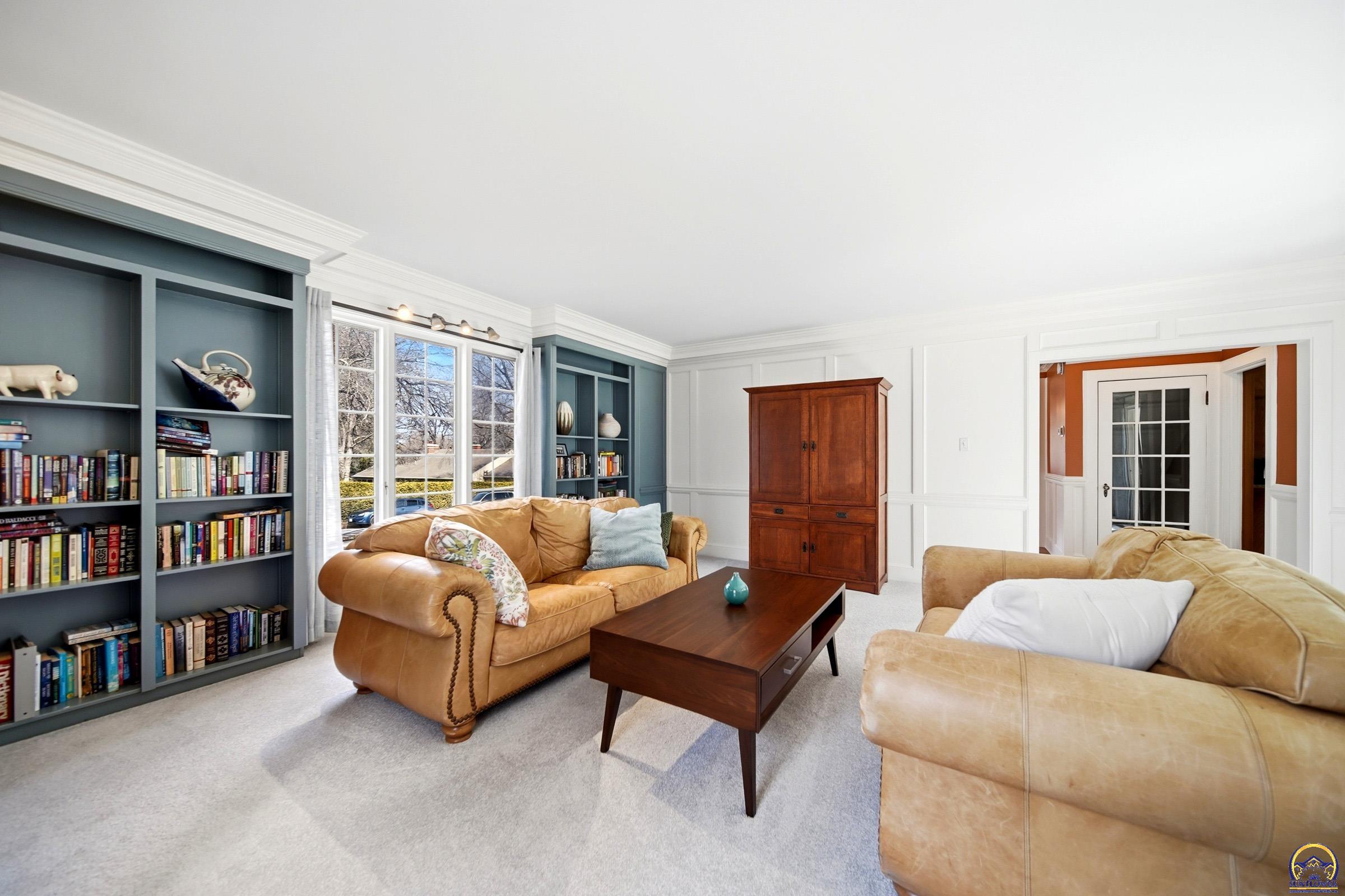 3315 Southwest 15th Street Topeka, KS 66604 - Photo 4 of 34