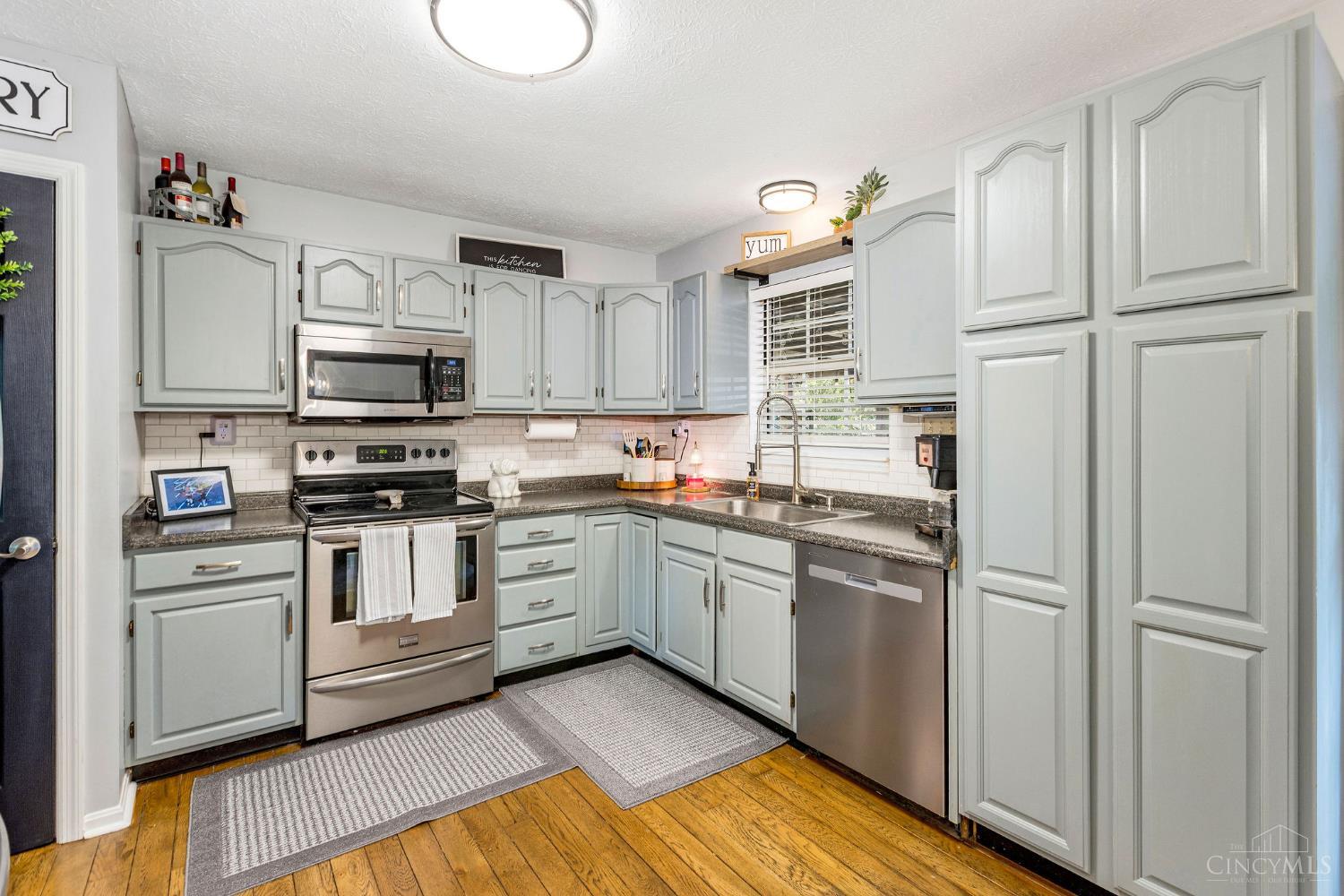 4577 Fisher Road Franklin, OH 45005 - Photo 15 of 46