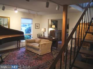 547 Sugartown Road Malvern, PA 19355 - Photo 2 of 6 Gallery Image 2