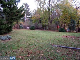 547 Sugartown Road Malvern, PA 19355 - Photo 6 of 6 Gallery Image 6