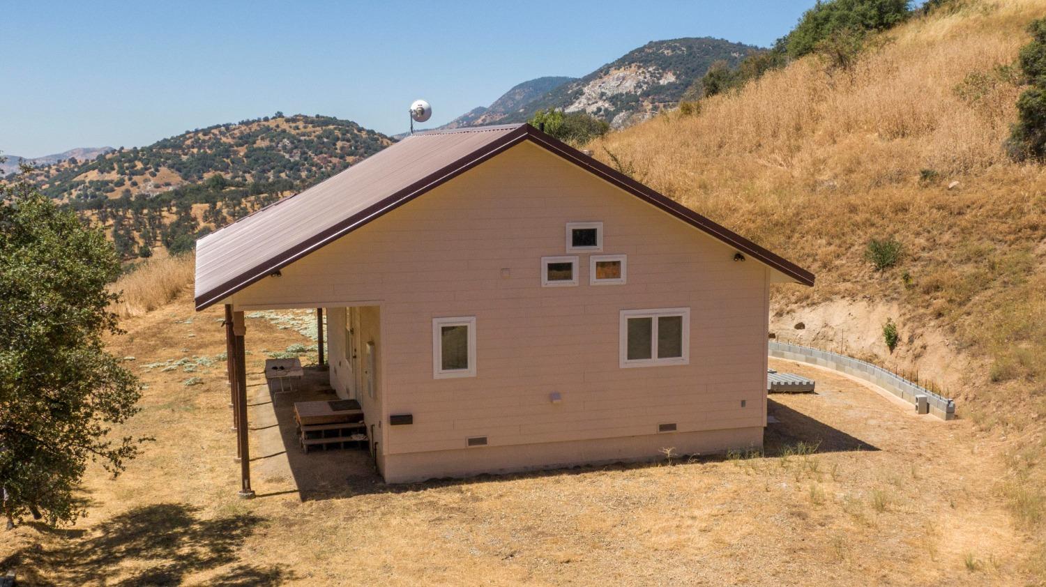 44981 Todd Eymann Road Dunlap, CA 93621 - Photo 38 of 95