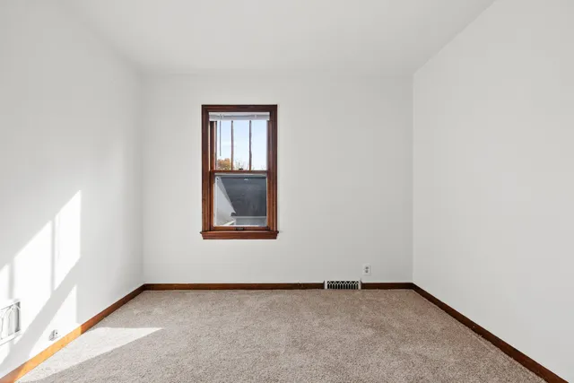 $314,900 | 1231 Shawano Avenue, Green Bay, WI 54303