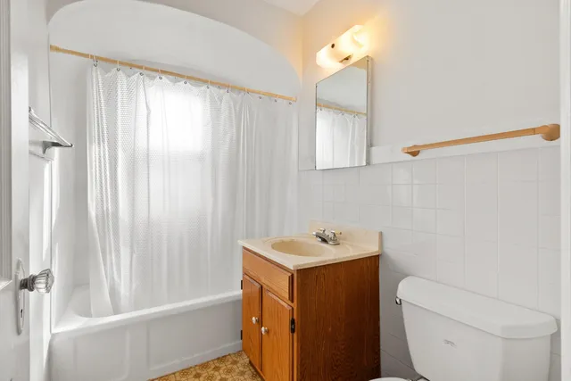 $314,900 | 1231 Shawano Avenue, Green Bay, WI 54303