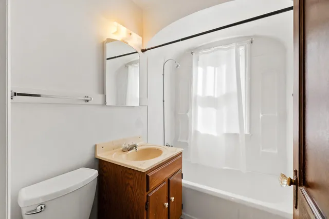 $314,900 | 1231 Shawano Avenue, Green Bay, WI 54303