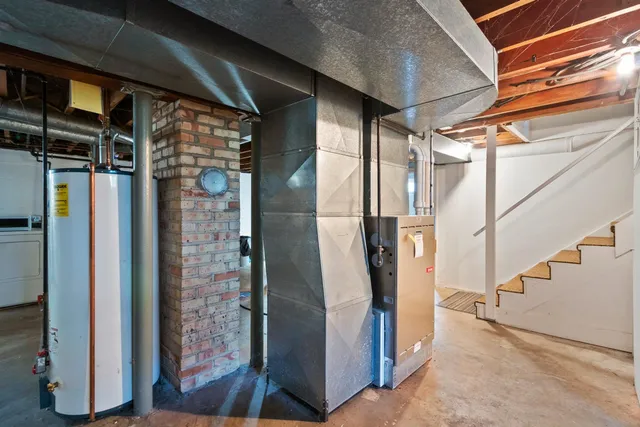 $314,900 | 1231 Shawano Avenue, Green Bay, WI 54303