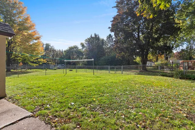 $314,900 | 1231 Shawano Avenue, Green Bay, WI 54303