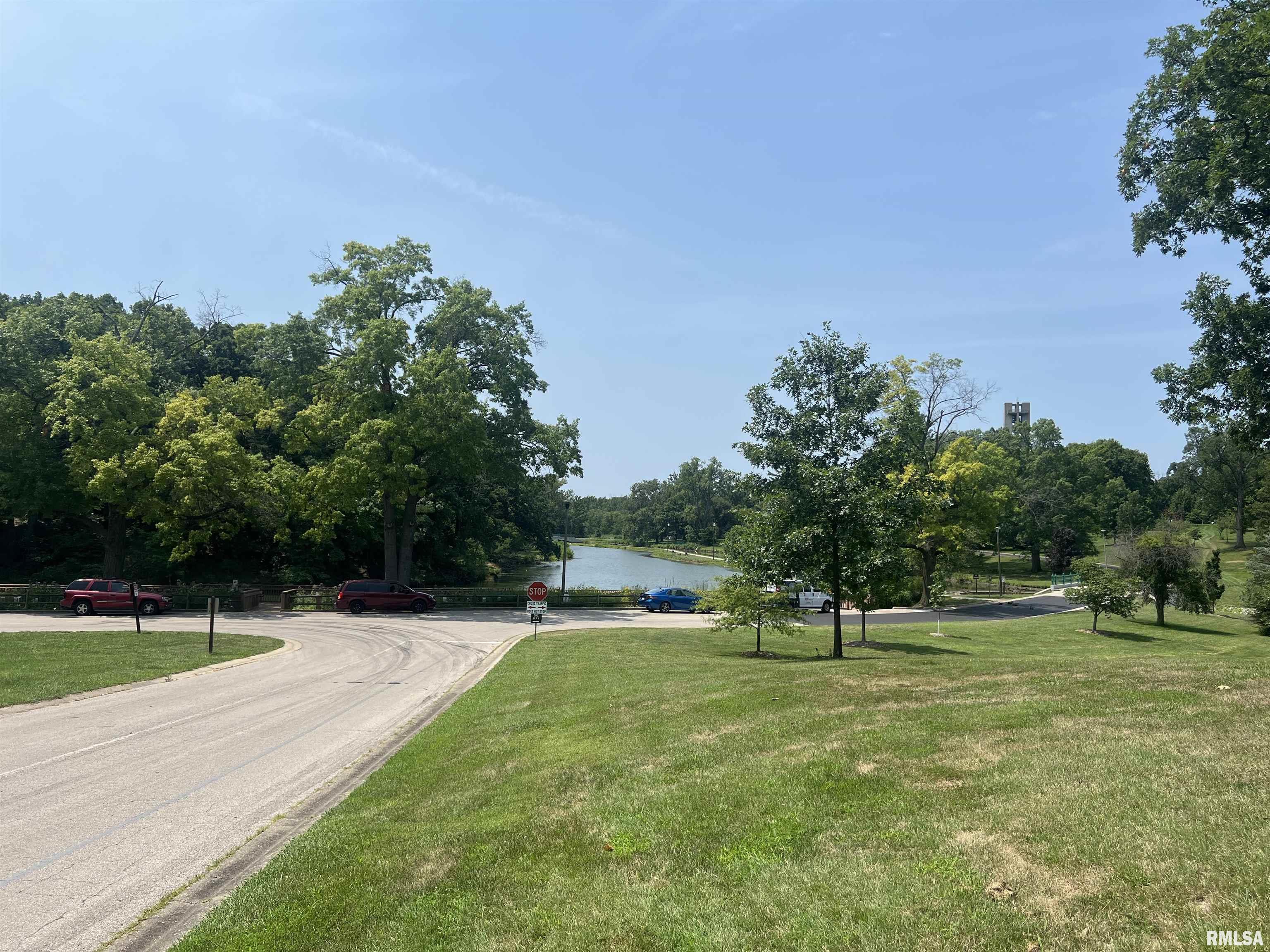 904 Cleveland Avenue Springfield, IL 62704 - Photo 33 of 37