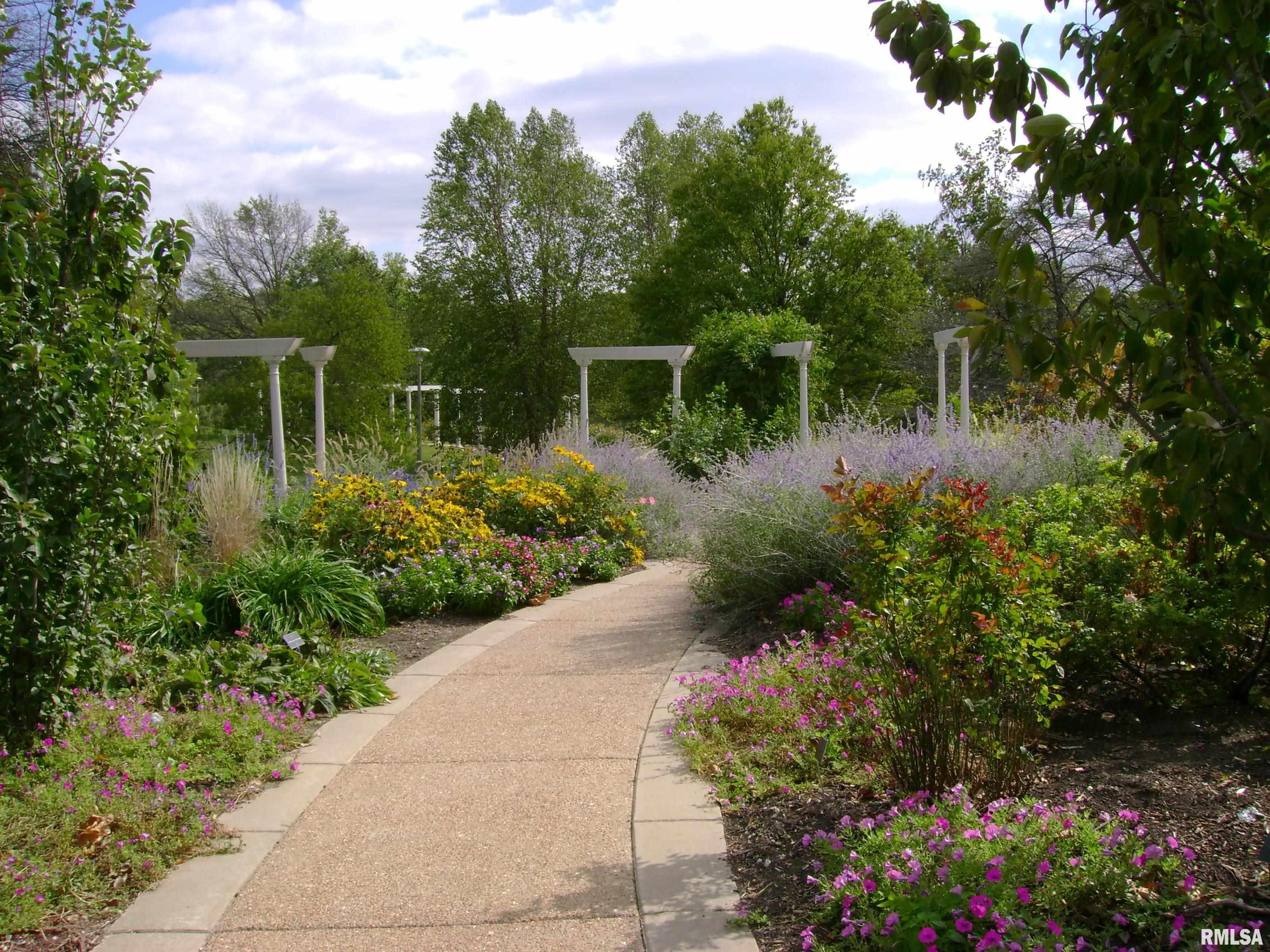 904 Cleveland Avenue Springfield, IL 62704 - Photo 37 of 37