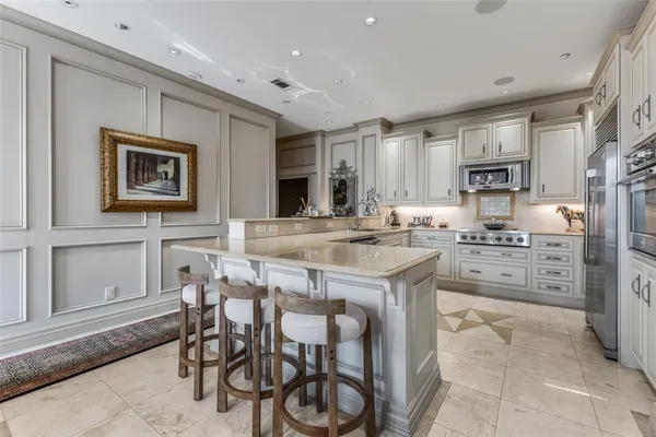 $405,000 | 5909 Luther Lane, Unit 707, Dallas, TX 75225