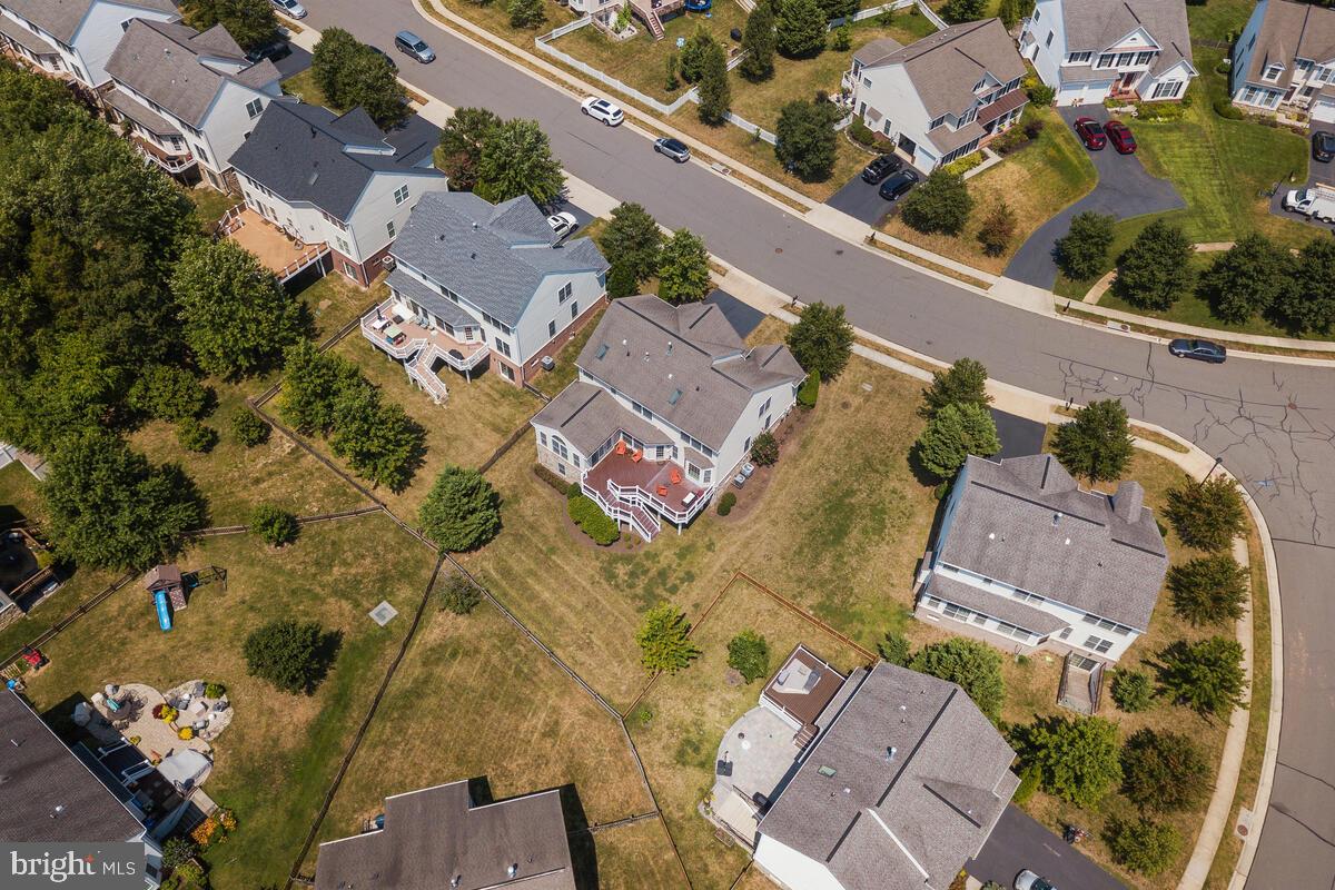 42819 Conquest Circle Ashburn, VA 20148 - Photo 51 of 55 an aerial view of a residential apartment building with yard