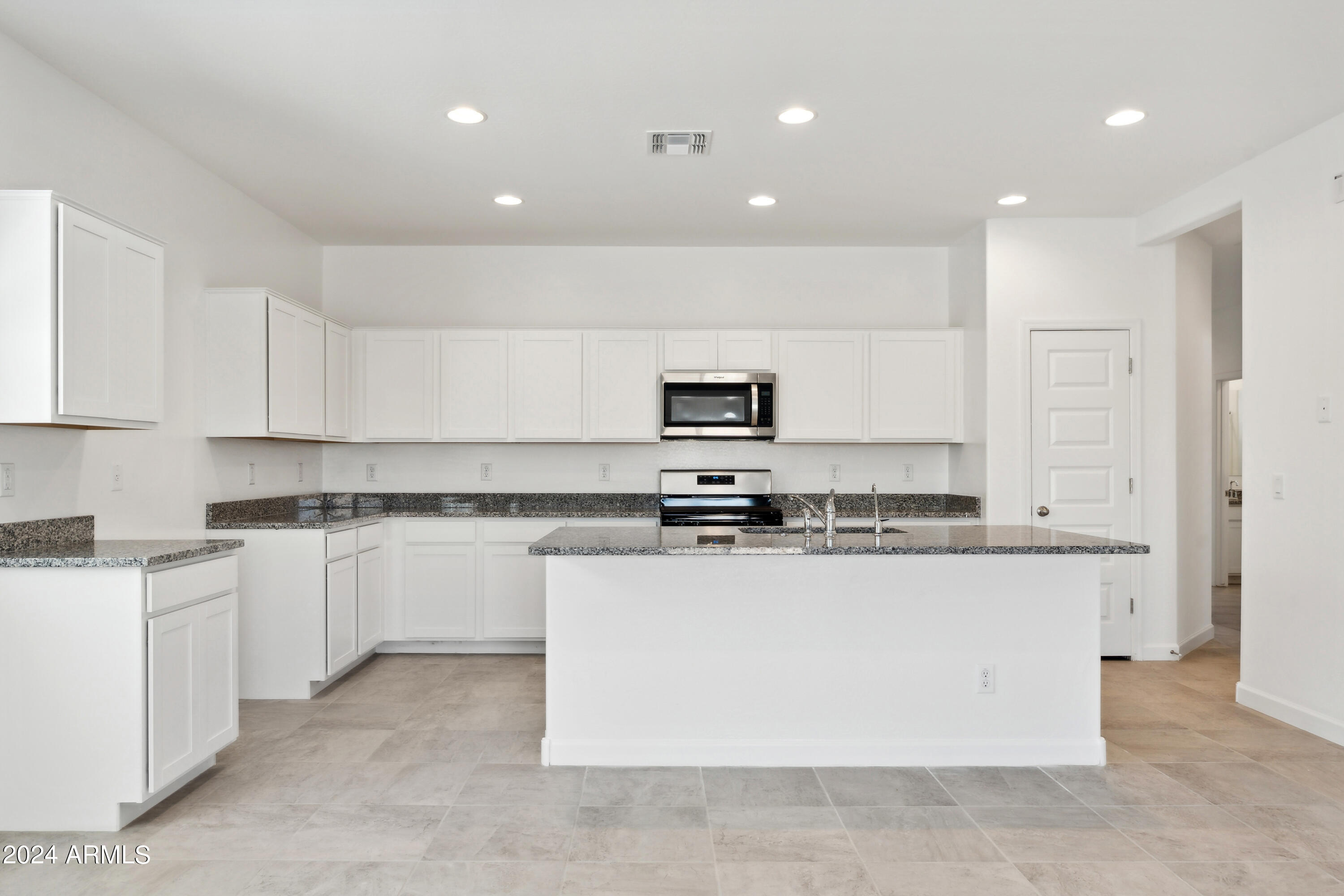 22875 Rummler Lane Maricopa, AZ 85138 - Photo 5 of 32 PV 2