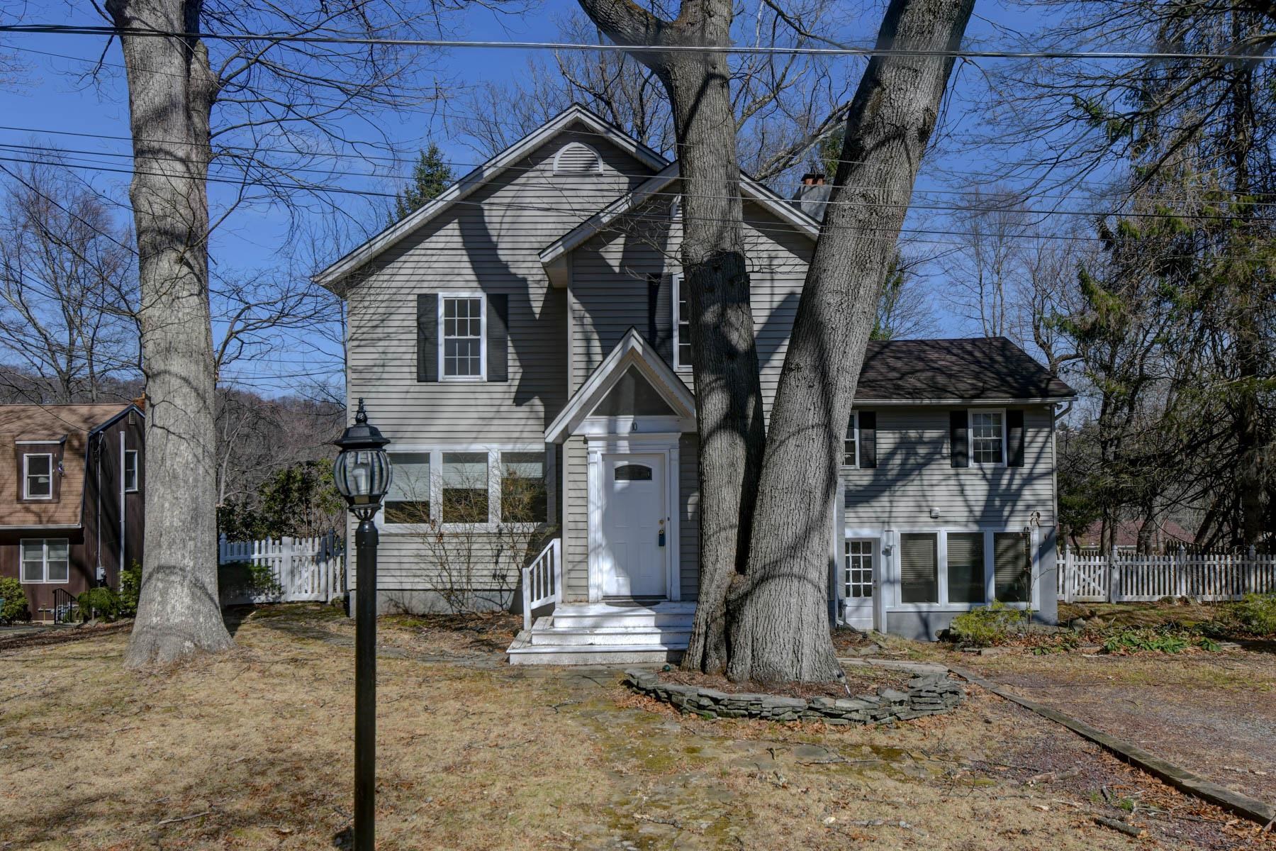 10 Toye Street Randolph, NJ 07869 - Photo 30 of 48 a front view of a house