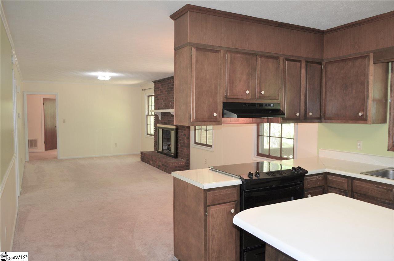 300 Colony Road Travelers Rest, SC 29690 - Photo 10 of 28 Gallery Image 10