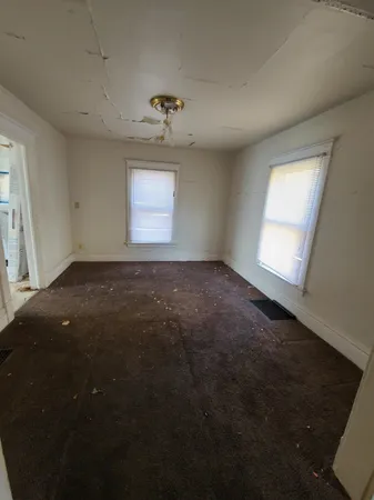 $59,000 | 418 Oakley Avenue, Rockford, IL 61101