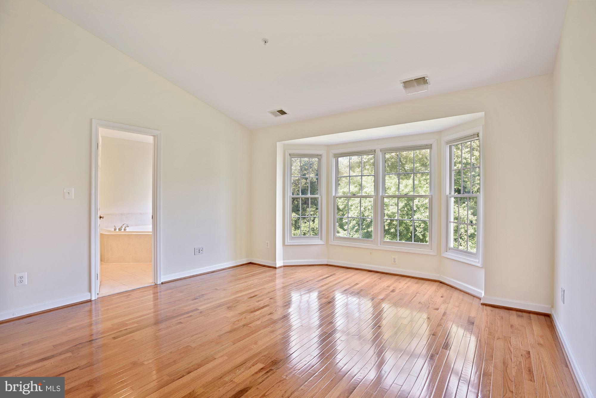 1614 Leeds Castle Drive Vienna, VA 22182 - Photo 20 of 37