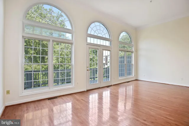 $4,500 | 1614 Leeds Castle Drive, Vienna, VA 22182