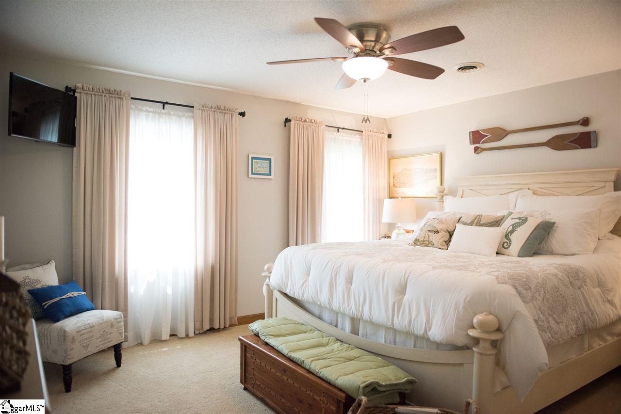 405 Emerald Farm Road Greenwood, SC 29646 - Photo 12 of 36 Gallery Image 12