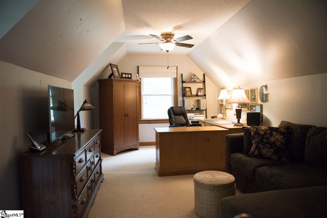 405 Emerald Farm Road Greenwood, SC 29646 - Photo 14 of 36 Gallery Image 14