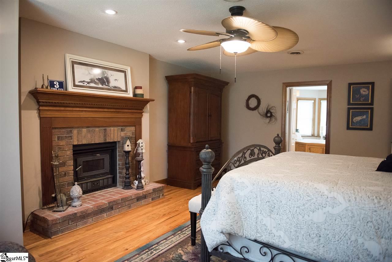 405 Emerald Farm Road Greenwood, SC 29646 - Photo 10 of 36 Gallery Image 10