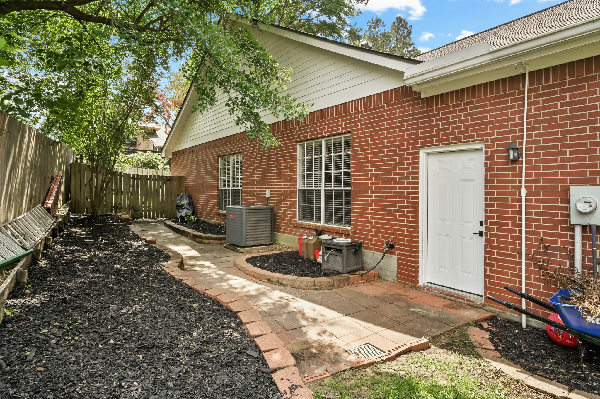 113 Inverness Montgomery, TX 77356 - Photo 36 of 37