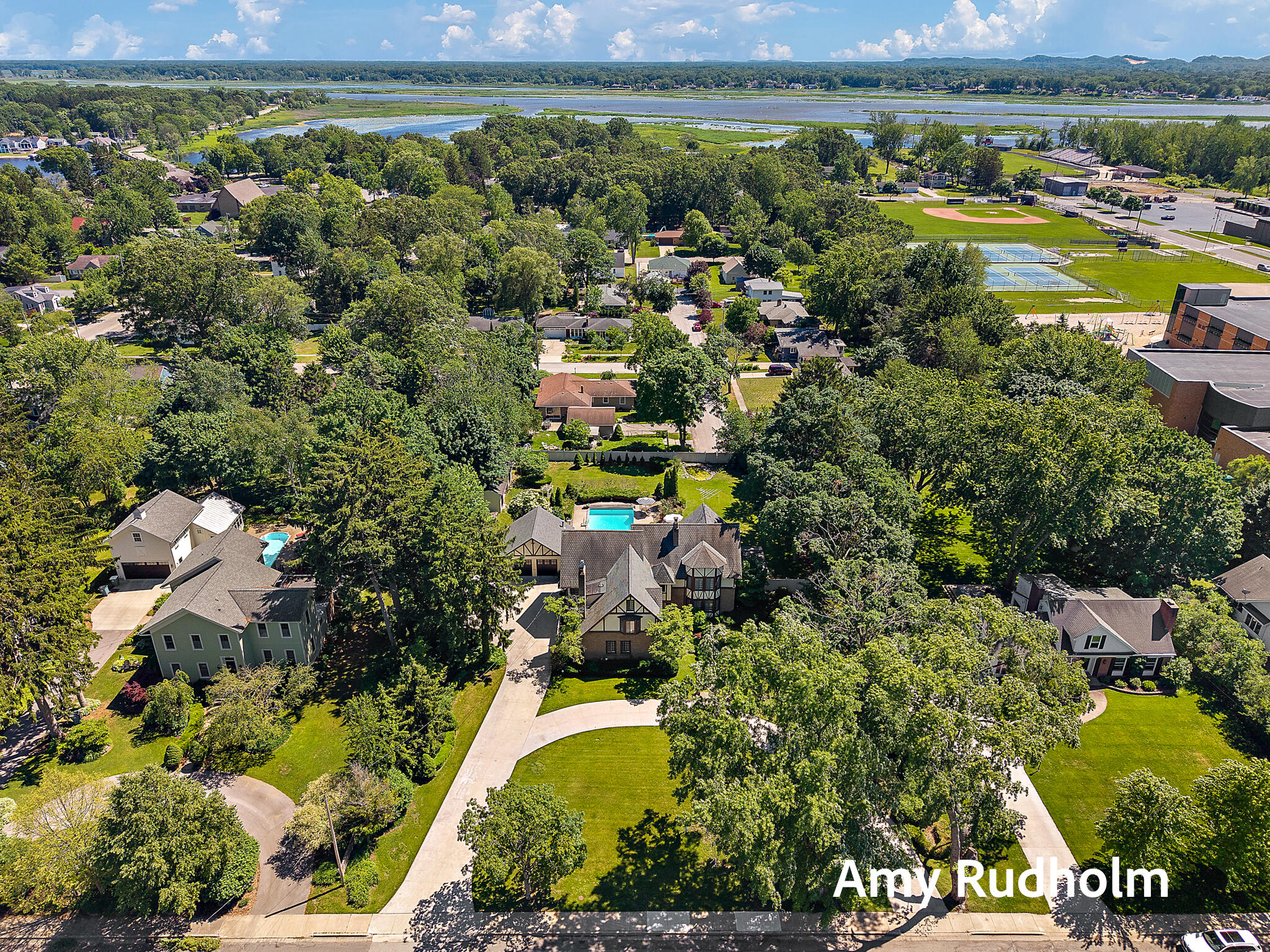 522 River Street Spring Lake, MI 49456 - Photo 111 of 145 DJI_20260612154123_0039_D
