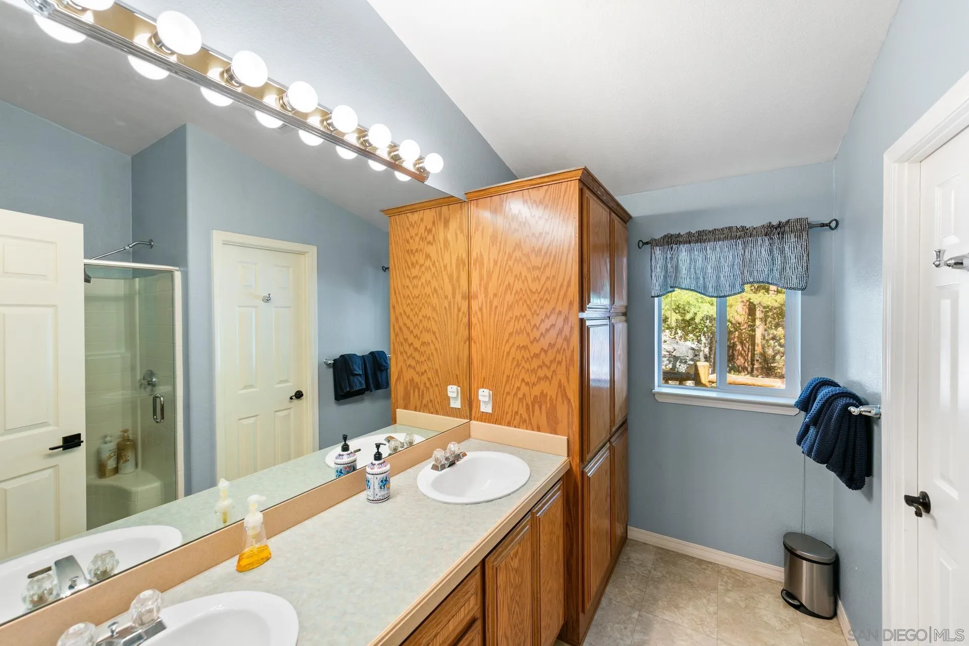 24655 Upper Rim Rock Road Idyllwild, CA 92549 - Photo 34 of 48