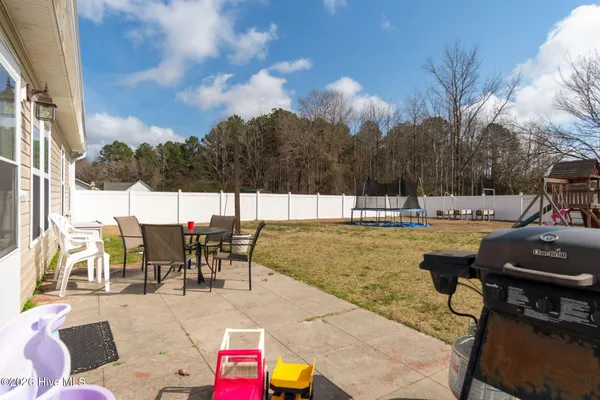 $288,500 | 200 Chandler Simpson Court, Beulaville, NC 28518