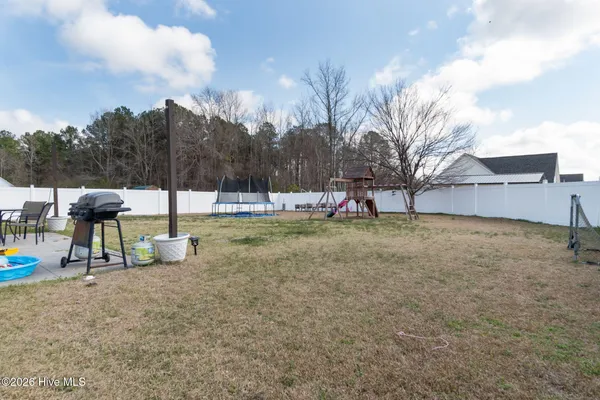 $288,500 | 200 Chandler Simpson Court, Beulaville, NC 28518