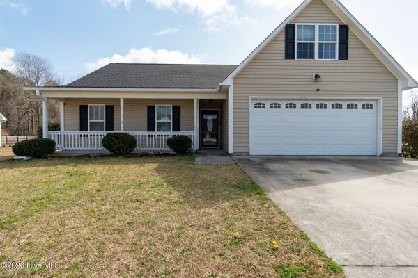 $288,500 | 200 Chandler Simpson Court, Beulaville, NC 28518