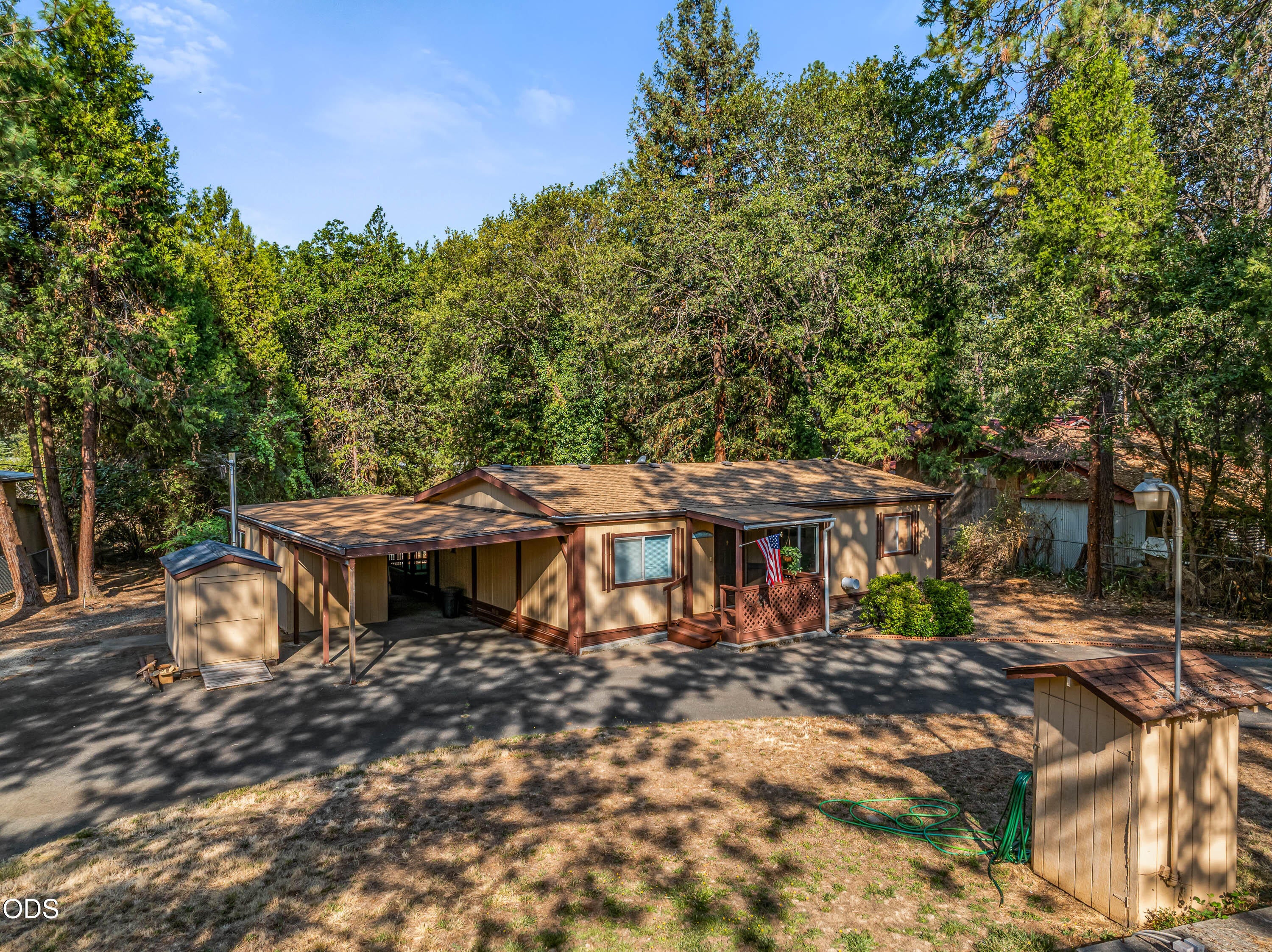 415 Whiteridge Road Grants Pass, OR 97527 - Photo 1 of 30 Gallery Image 1