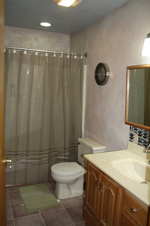 5750 East North County Line Road Edmore, MI 48829 - Photo 21 of 29 1830910-22.JPG